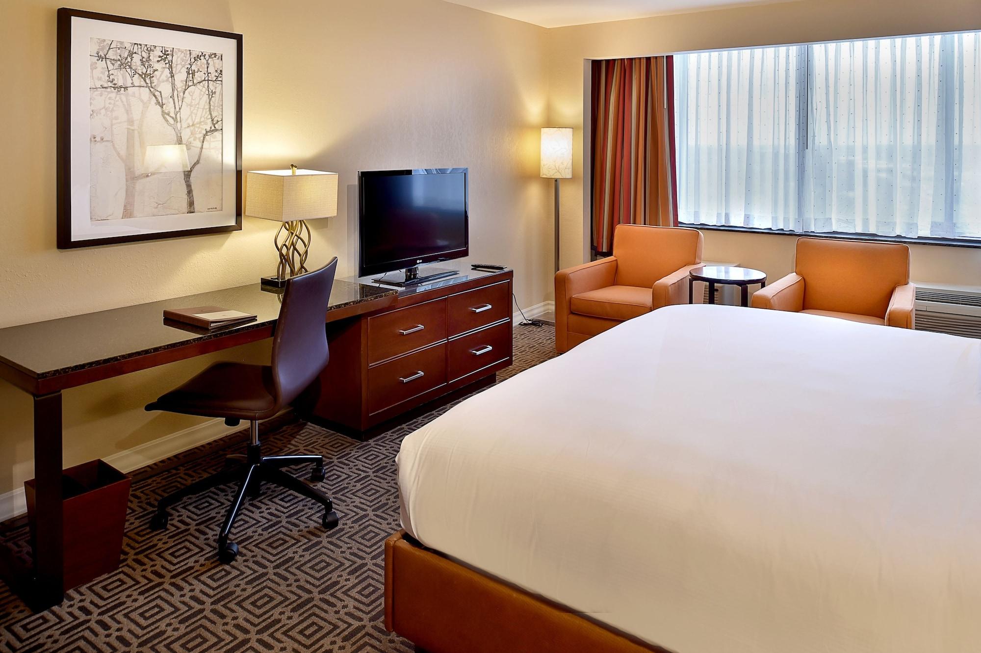 Doubletree By Hilton Hotel St. Louis - Честерфилд Экстерьер фото