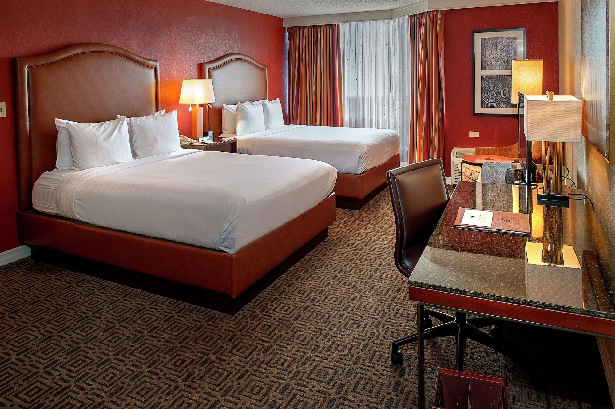 Doubletree By Hilton Hotel St. Louis - Честерфилд Экстерьер фото