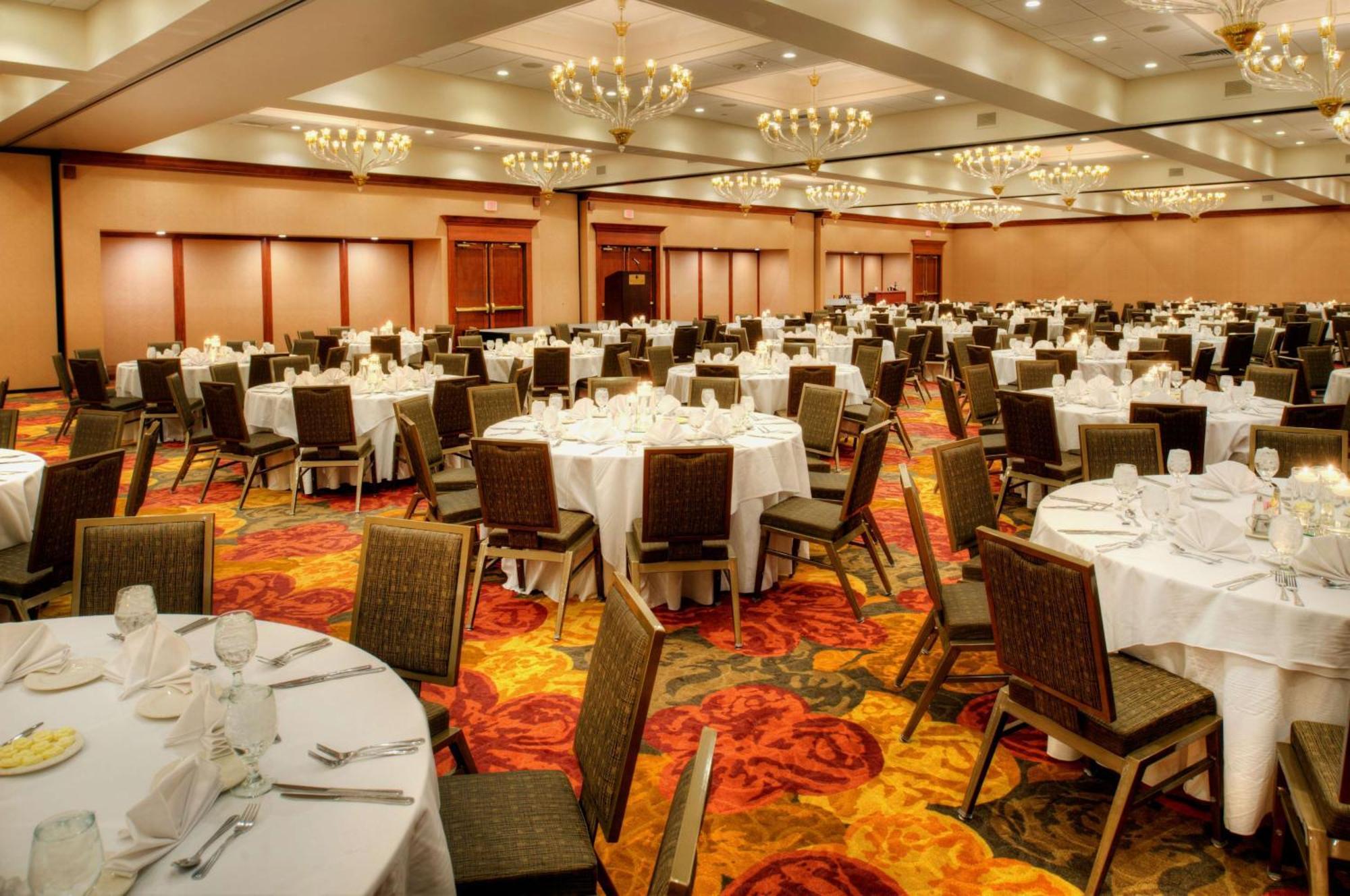 Doubletree By Hilton Hotel St. Louis - Честерфилд Ресторан фото