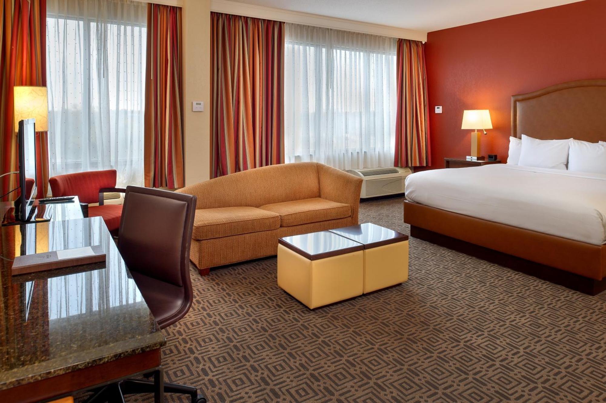 Doubletree By Hilton Hotel St. Louis - Честерфилд Экстерьер фото